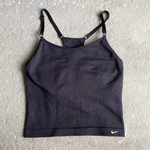 Nike Ribbed Workout Top